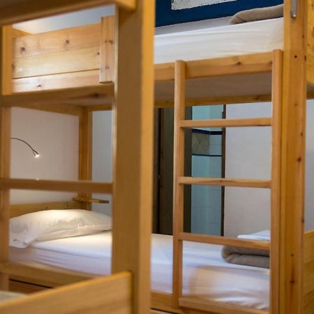 Crux Albergue Adahuesca Εξωτερικό φωτογραφία