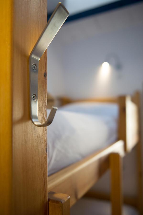 Crux Albergue Adahuesca Εξωτερικό φωτογραφία